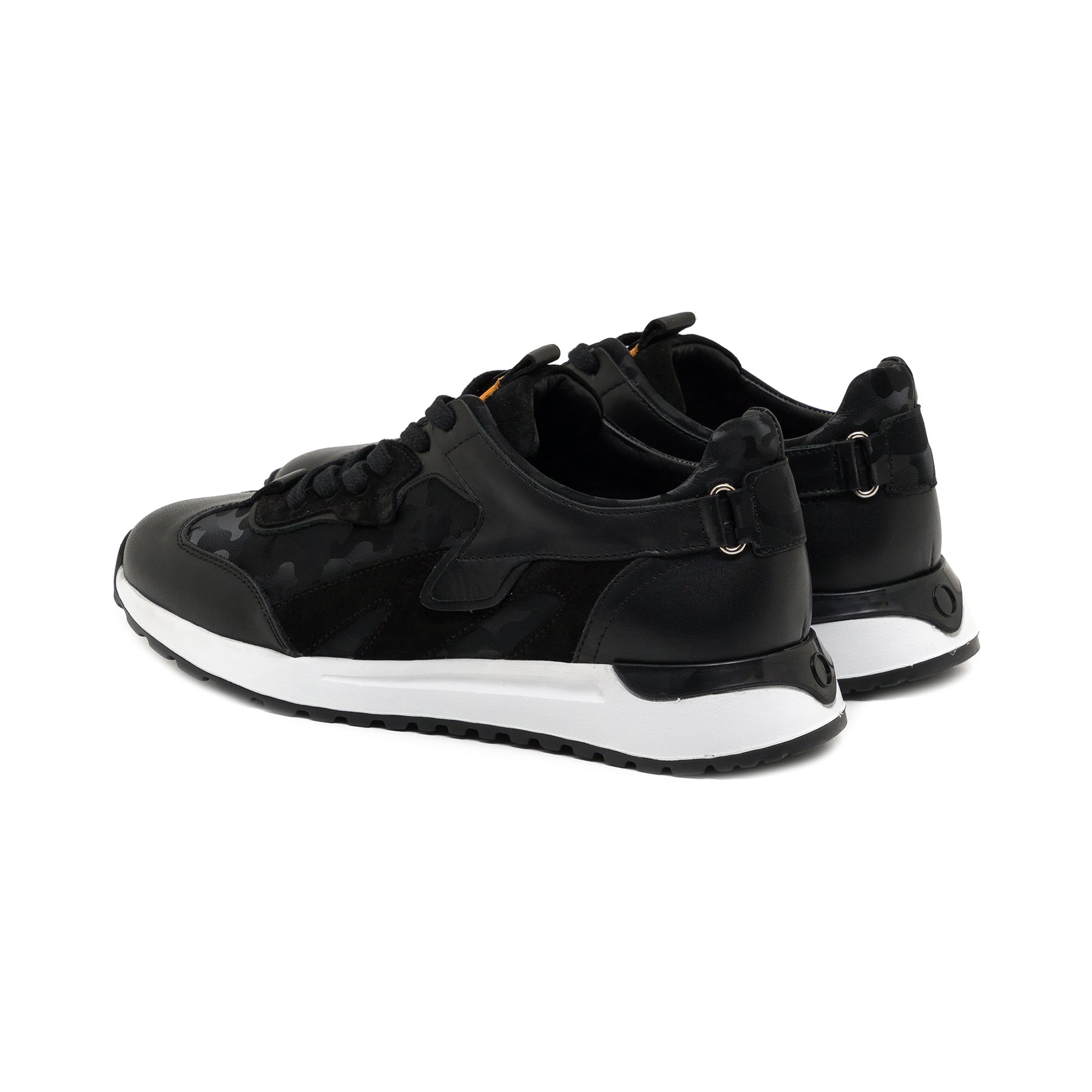 Orpheus Black Sneaker