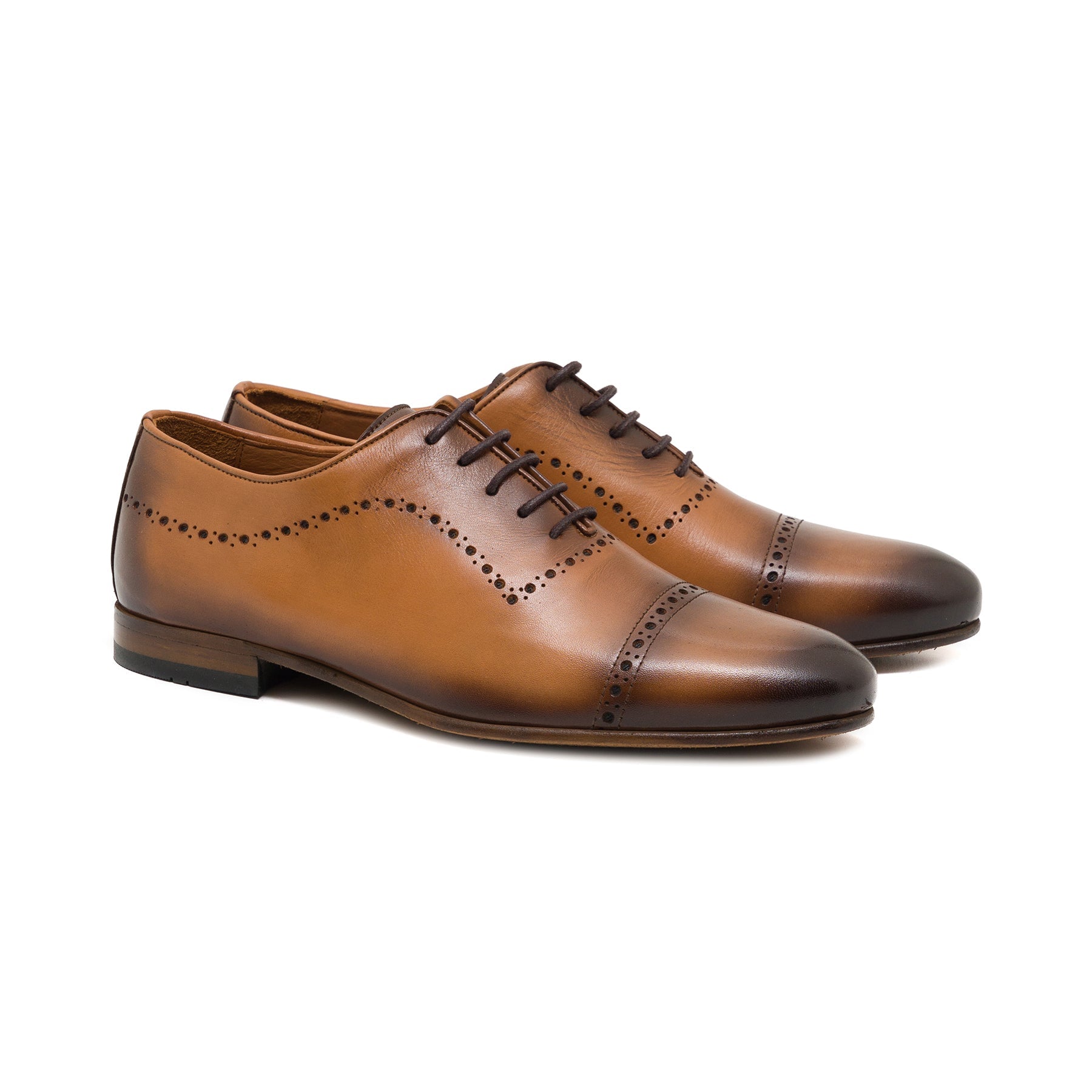 Lethan Tan Lace-up